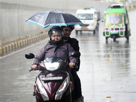 Bihar Weather Today IMD heavy rain alert in 6 districts monsoon active from Patna to Bettiah ...