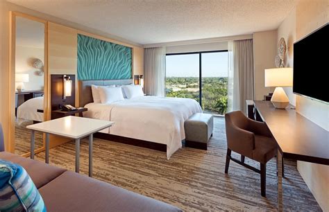 Boca Raton Marriott at Boca Center Rooms: Pictures & Reviews - Tripadvisor