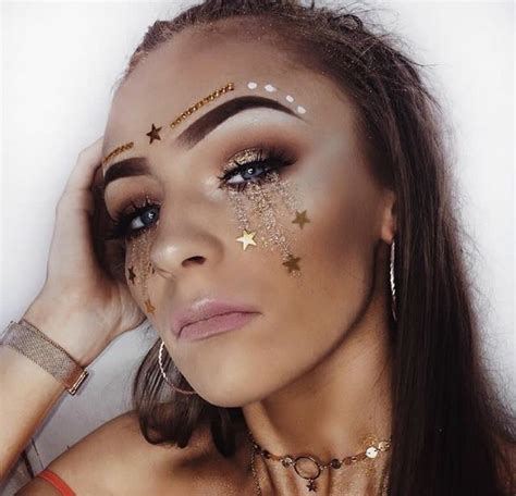 Pin by Lex on Makeup | Rave makeup, Festival makeup glitter, Festival makeup rave