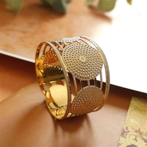 Bangles Jewellery Types and best gold jewellers in Lahore