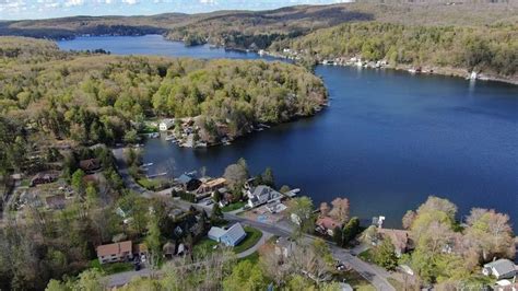 Winchester, CT Real Estate - Winchester Homes for Sale | realtor.com®