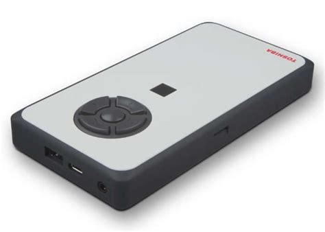 Toshiba dynaEdge Portable Battery Powered Mini PC - Geeky Gadgets