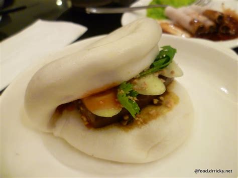 Science Based Cuisine: Gua bao all around