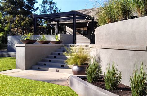 Concrete Retaining Wall Planters: How to Add Beauty and Functionality to Your Outdoor Space with ...