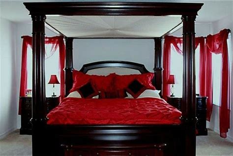 romantic king size canopy bed with red bedding | Canopy bedroom sets ...