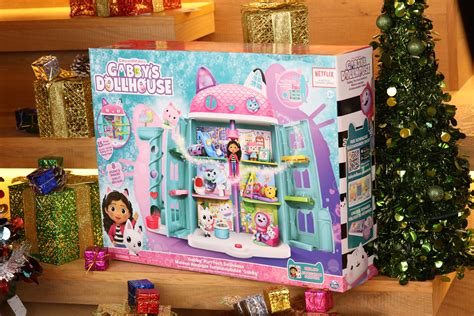 Christmas present ideas: Lego Star Wars, Paw Patrol truck and Gabby’s ...