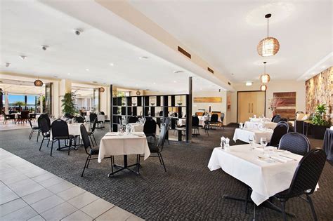 Port Macquarie Restaurant | Waters Edge Boutique Hotel