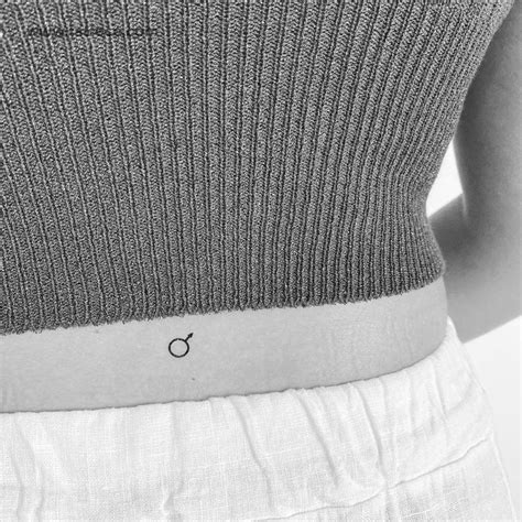 Mars Planet Symbol Temporary Tattoo - Set of 3 – Tatteco