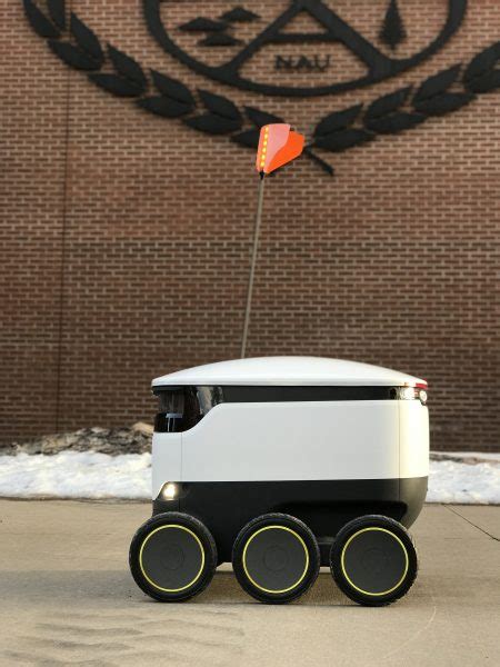 “Hello! Here is your delivery:” Starship robots roll onto NAU’s campus ...