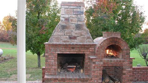 Masterful DIY: Riley Wood Fired Brick Pizza Oven and Fireplace Combo