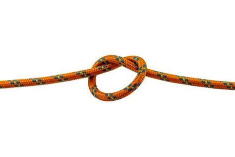 How To Tie The Overhand Knot - Survival World