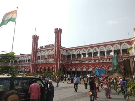 Old Delhi Railway Station - Reviews, Photos - Delhi Junction Railway ...