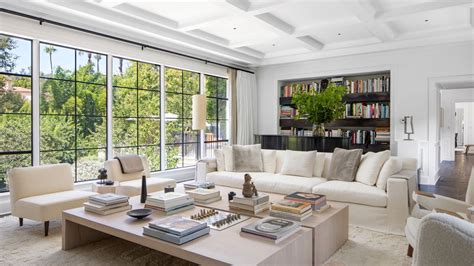 Inside Ellen DeGeneres' house - currently for sale in Beverly Hills Inside Ellen DeGeneres home ...