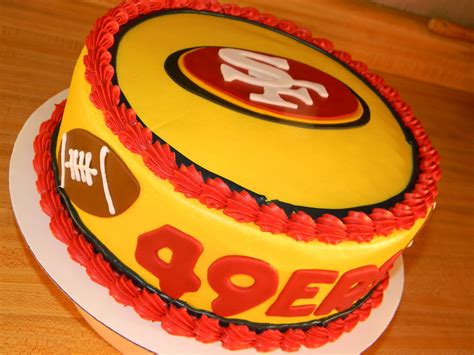 49ERS cake | 49ers cake, Cake, Cake decorating