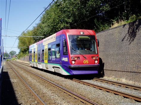 Picture of Midland Metro tram 05 at south of West Bromwich Central ...