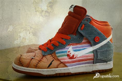 THE SNEAKER ADDICT: NIKE SB CHILDS PLAY "CHUCKY" DUNK HIGH CUSTOM ...