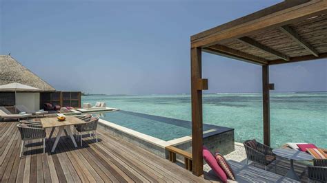 Four Seasons Resort Maldives at Kuda Huraa - Maldives Resort