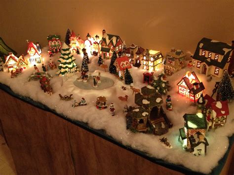 Christmas village | Christmas villages, Diy christmas village, Christmas tree village