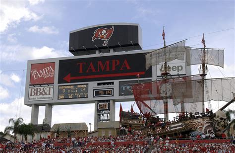 Report: Buccaneers Expected To Make "Serious Run" At Jon Gruden - The ...