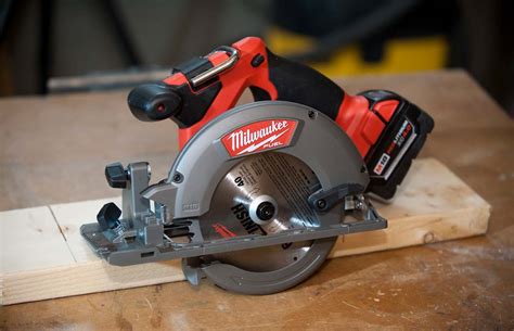 The 10 Best Cordless Circular Saws of 2022 - Micro-tools.net