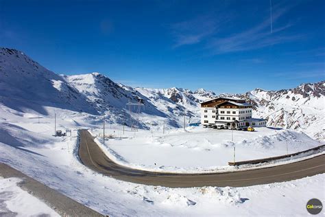 Stelvio Pass - world's greatest driving roads - Colcorsa