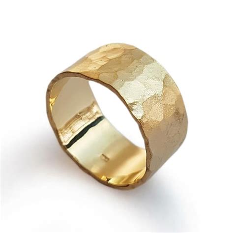 Hammered Gold Wide Wedding Band - Etsy