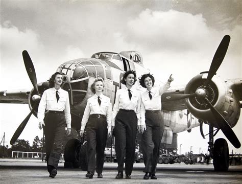 Earthmanpdx: Why I Admire Women Pilots