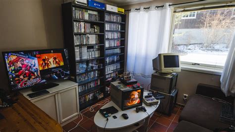 10 Crazy Retro Game Rooms and Battlestations - Wackoid