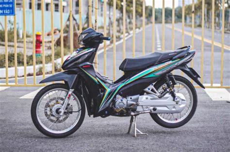 Honda Revo X Kelihatan Biasa Tapi Nyatanya Pasang Part-part Mewah ...