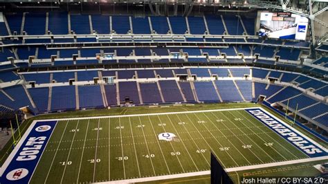 Lucas Oil Stadium roof won't fully close