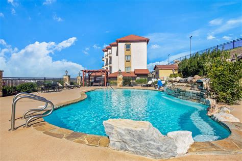 La Quinta Inn & Suites by Wyndham Marble Falls | Marble Falls, TX Hotels