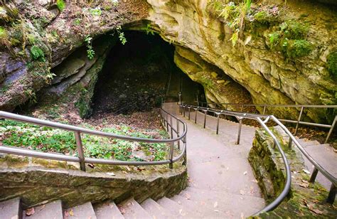 Top 8 Kentucky Caves to Tour