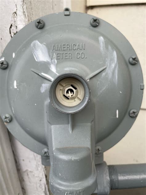 How do I reset this regulator? : r/NaturalGas