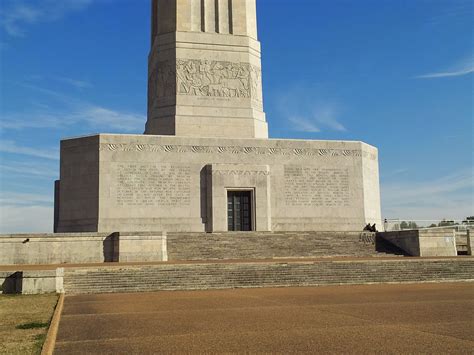 The HappiTraveler: San Jacinto Monument & Museum - La Porte, Texas