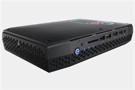 Intel “Hades Canyon” NUC