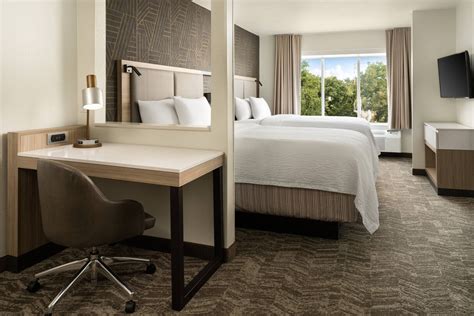 Hotel Suites in Arlington, TX | SpringHill Suites Dallas Arlington