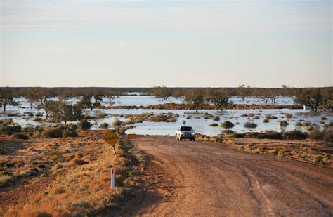 Birdsville races, Australian icon event | Small group tour- Odyssey Traveller