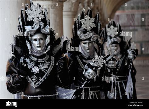 Venice Carnivale, Carnival characters Stock Photo - Alamy