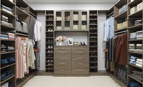 Walk-In Closet Ideas - The Home Depot