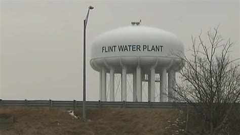 Water crisis in Flint, Michigan, draws federal investigation - CNN.com