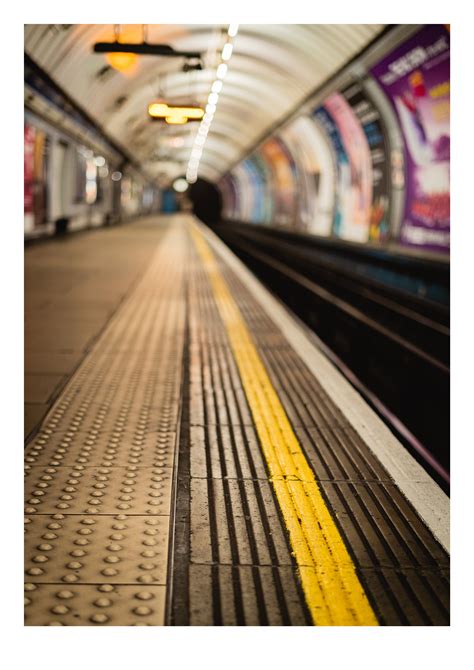 London Underground print London wall art photo print | Etsy