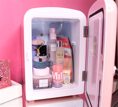 What's In My Skincare Fridge? | Skincare Fridge Tour - Love for Lacquer