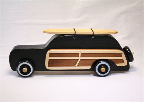 Surf Woody Wagon Black with Natural Wood Board