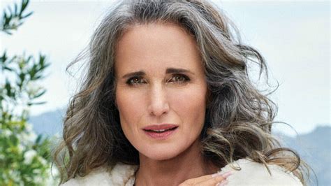 Andie MacDowell Measurements: Height, Weight and More in Her Bio, Wiki ...