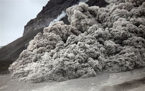 Did any geologists witness the eruption of Vesuvius in Pompeii? - Quora