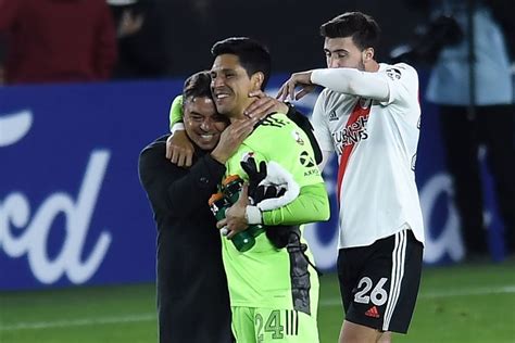 Con Enzo Pérez como arquero, River ganó y escribió una noche inolvidable en la Copa Libertadores ...