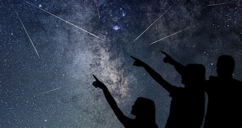 Is There A Meteor Shower Tonight? Check Our Calendar and Guide ...