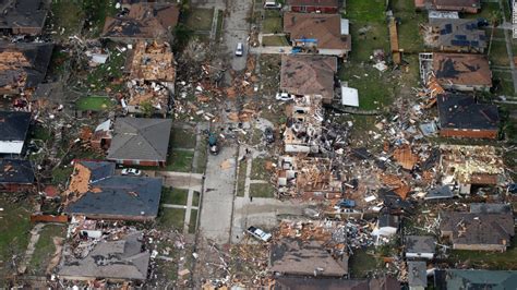 New Oleans: Tornado smashes neighborhood - CNN