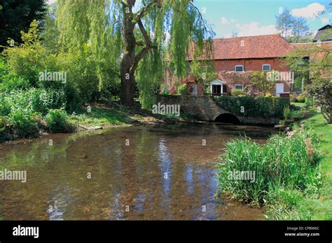 Watermill theatre berkshire hi-res stock photography and images - Alamy