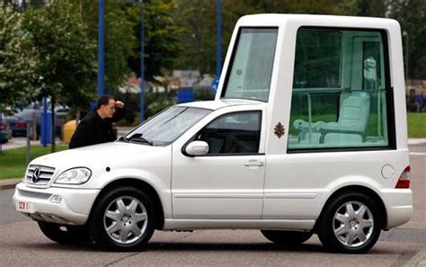 Pope Lands in the UK, to Use Upgraded Popemobile - autoevolution